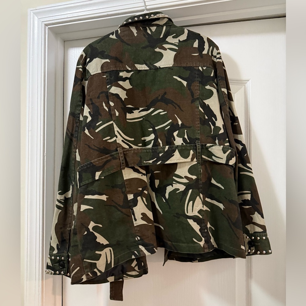 Hera Collection Camouflage Jacket